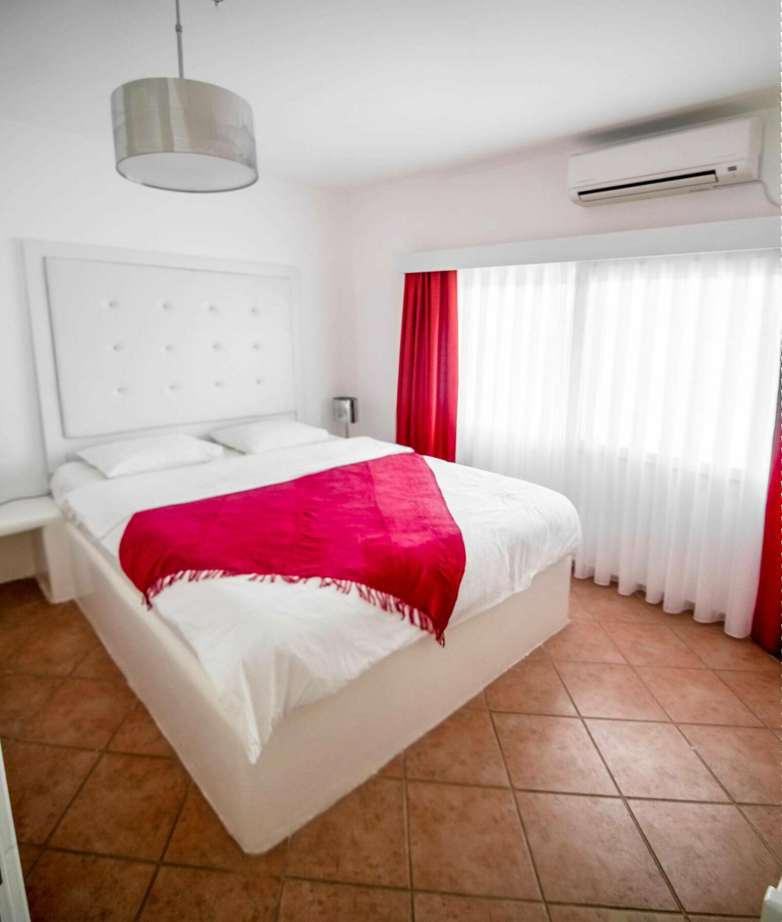 Hotel The Pine Bay Club Kyrenia  Exterior foto